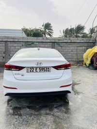 للبيع النترا 2017 وأرد امريكي  بيهاا قطعتين صبغ بدون دواخل باب وجاملغ ...