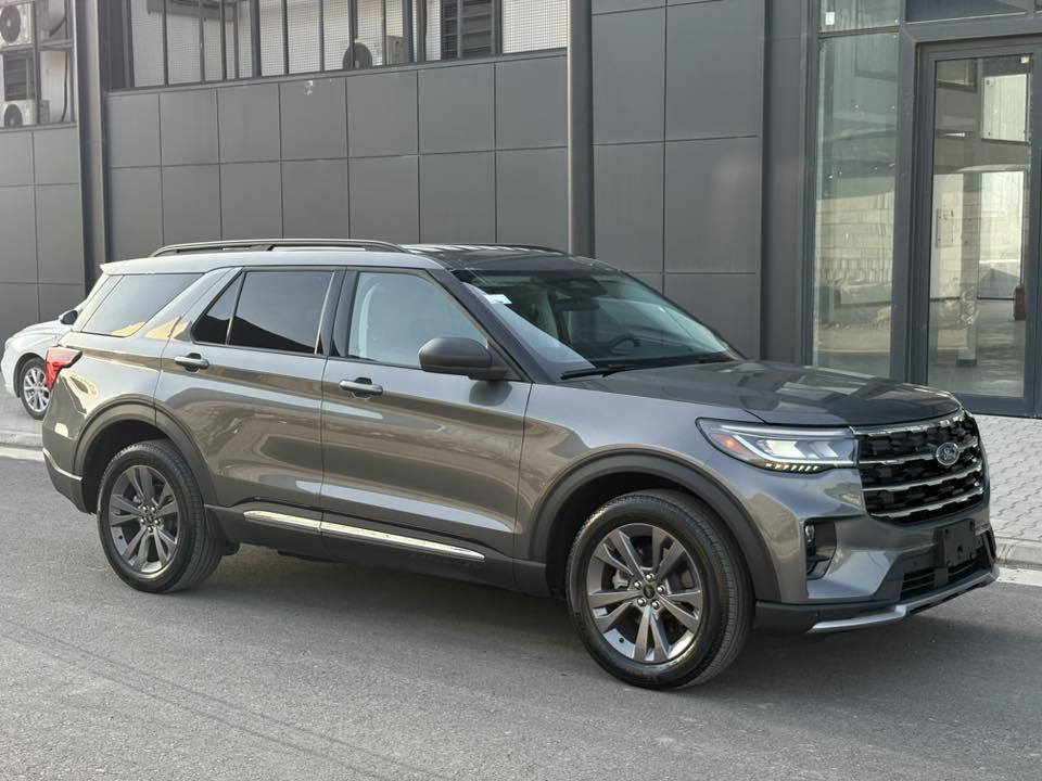 فورد اكسبلور 2025 

مواصفات ACTIVE : بصمه , تشغيل عن بعد , فور ويل , شاشه كبيره , كامره دواره , حساسات اماميه وخلفيه , كشنات جلد , لايتات زنون , ويل كب , ابواب بصمه , كشن كهربائي , تبريد مركزي , 15,000 ماشيه 

بدون صبغ بدون بارد بدون تبديل قطع
فقط دعاميه مكسوره ايرباكات طاكه
وبلادي شادله السياره كلش جديده
ماشاءالله كلش حلوه بدون شخوط و رصعات
رقم كاتي ويا ٣ اشهر للترقيم 
كل السياره بشرط 
 
واتساب : ***********
