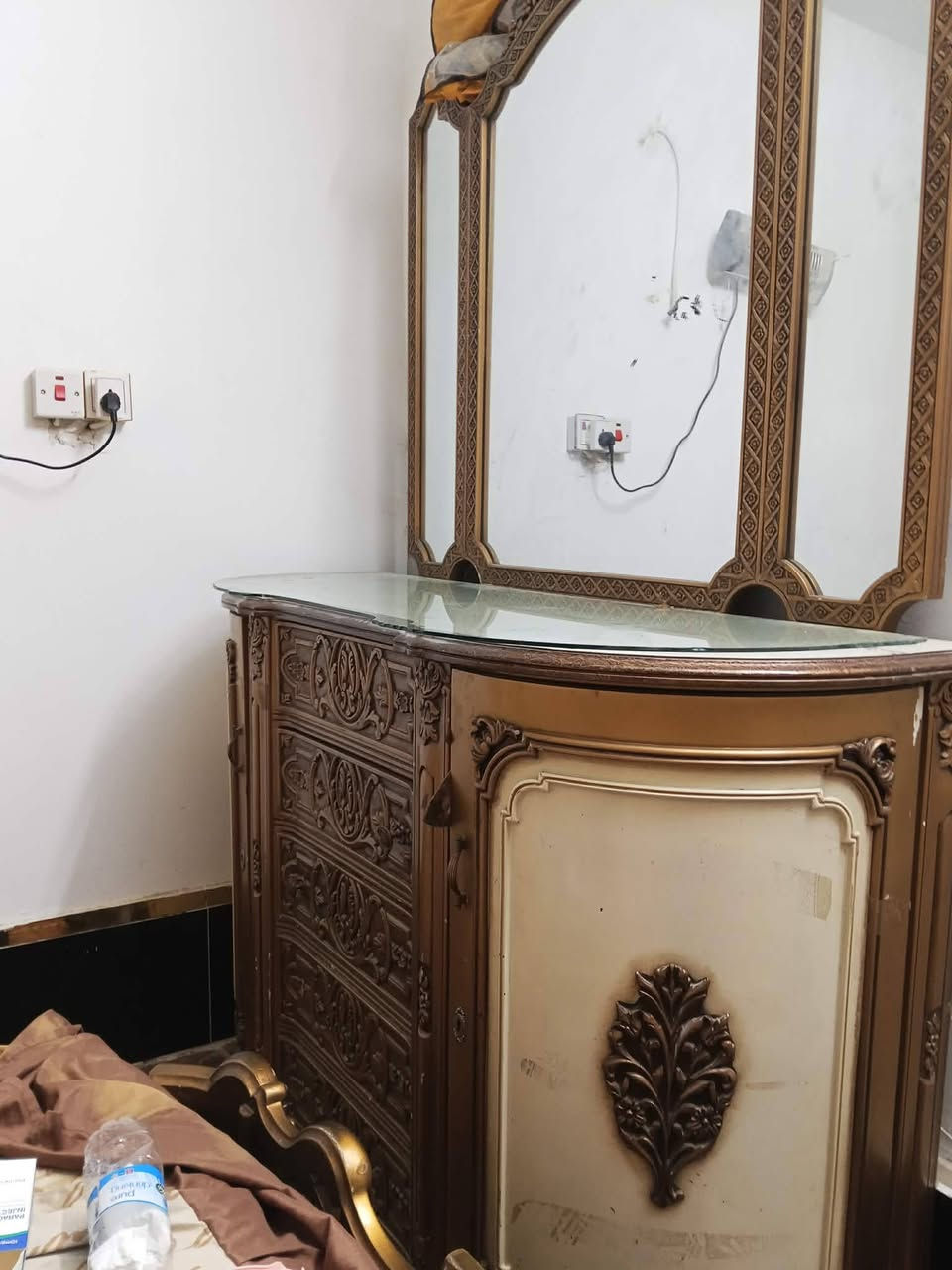 غرفه من مصر جايه شحن امانت الله 6ملايين اريدهة مليون وربع


**إذا كنت صاحب هذا الإعلان وتريد حذفه لأي سبب، رجاءا أرسل رسالة إلى الدعم الفني**