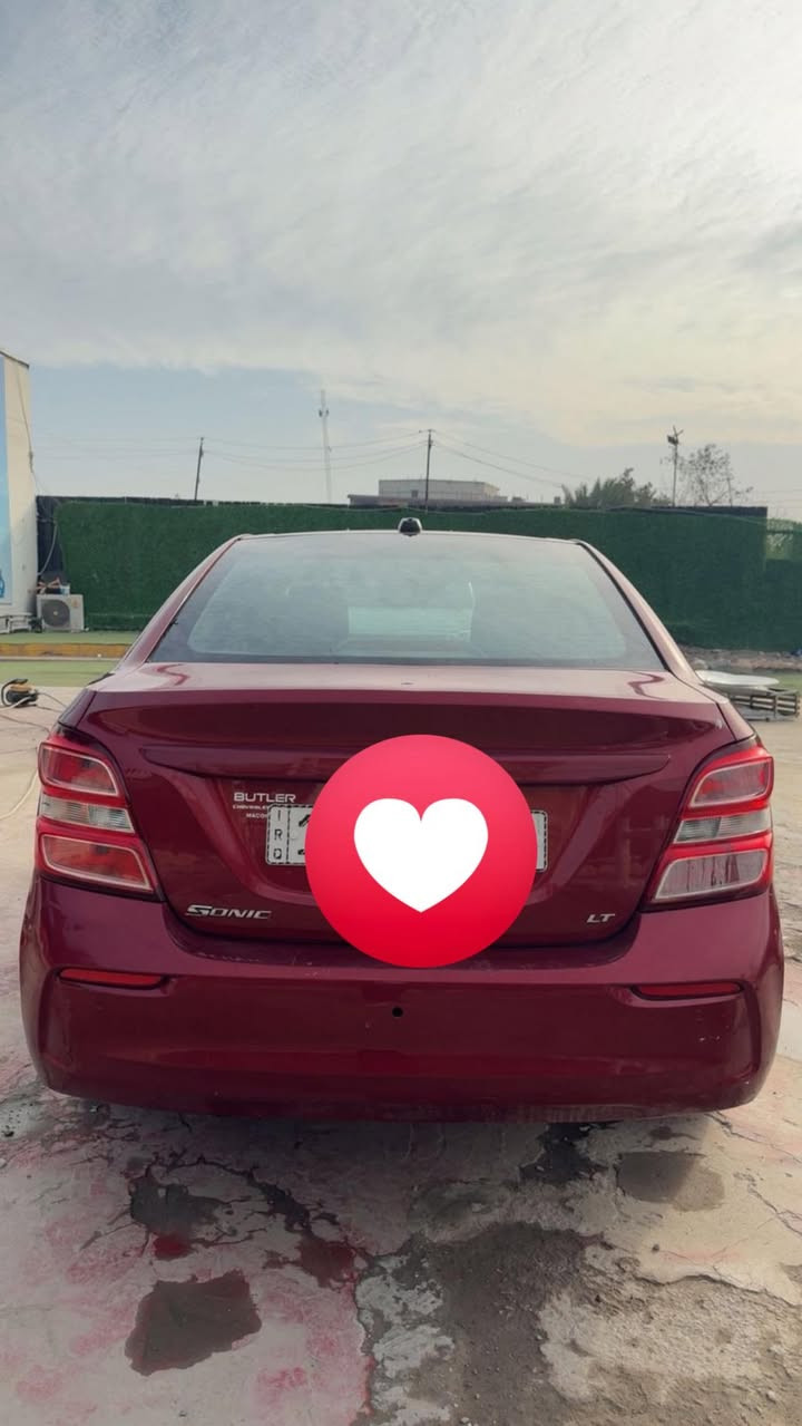 شيفروليه سونك 2021
محرك 1800
ضربتها جاملغ فقط 
السعر 95 ورقه 
للاستفسار***********
العنوان بغداد البلديات
