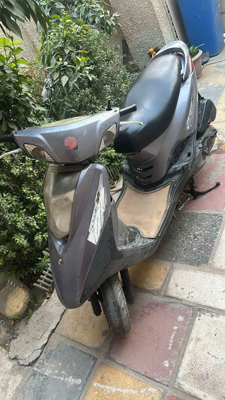 السلام عليكم حبايب دراجه البيع بريز الدراجه والله نظيف و شلع و معدل الدراجه نقرة سلف السعر الدراجه 750 و بيه مجال رقم*********** بس وتساب ￼بس والله الدراجه بلاديه ختم واحد
