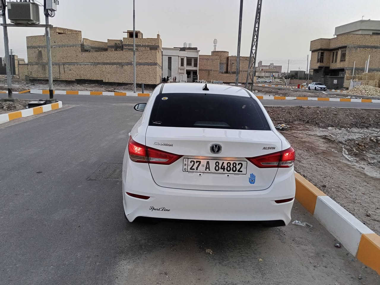 السلام عليكم 
شانجان l7 موديل 24 معوقين بعد سنتين ونص وتصير حره رقم ذي قار السياره بيها صبغ باب العبري السياره جديده بمعنى الكلمه السعر 88 وبيها مجال مكان السياره ناصريه مركز ***********
