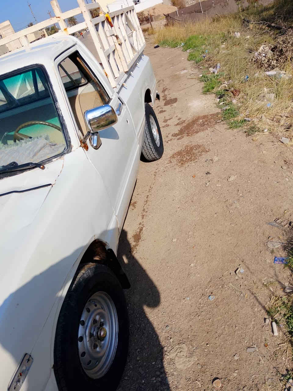 ا
السلام عليكم بيكم تيوتا موديل 1980 سياره نضيفه كير مكينه اكسل مكفولات حداديه جديده رقم بغداد السياره باسمي تحويل ثاني يوم السعر 40 وبيها مجال  مكاني بغداد الحسينيه ***********
