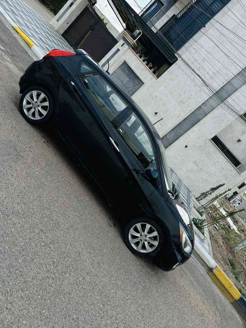 للبيع هونداي أكسنت 2012
وارد امريكي 
رقم بغداد الجديد 
هزه جديده سنويه جديده بأسمي 
محرك 1600 نظيف جداً 
كير AT
تايرات نظيفه 
ويل كب بلادي 
دوشمه جديده 
تحكمات ستيرن جهتين حاكيه أتصال بلوتوث 
شاشه كبيره 
سبايدر خلفي 
تبريد ممتاز 
سياره نظيفه وجاهزه 
العداد 100
بدوون ضرر داخلي 
بيه كم قطعه صبغ  
السعر 82 ورقه 
***********
