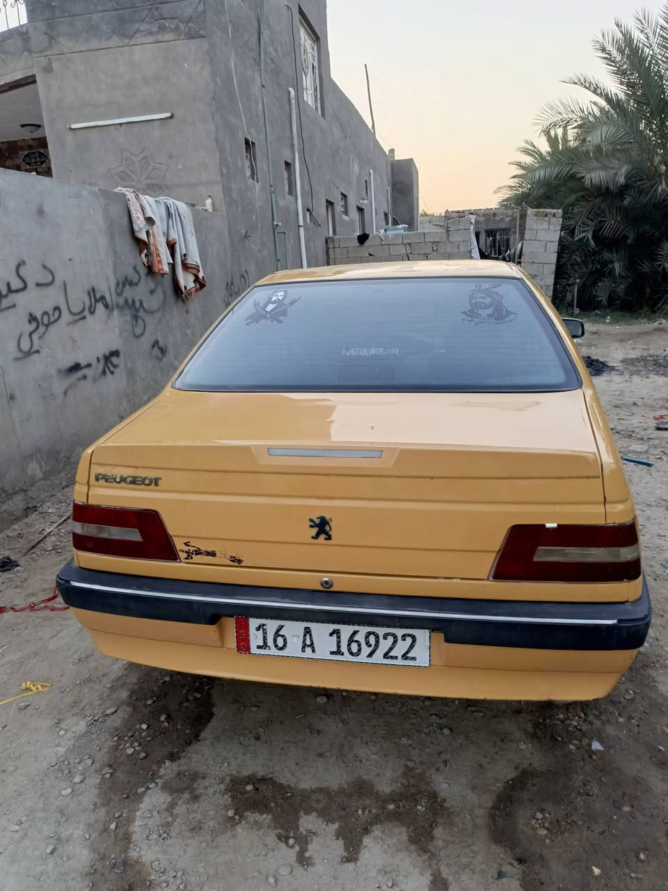 بيجو ٤٠٥ موديل 16
رقم قادسية بسمنه السيارة مصفرة
هيئة وغرامات السيارة فقط جوملغ الگدام الأيمن مبدل اثر ضربة والباقي 
كفاله حتى من الصبغ والتبديل 
مكينة جديدة وگير وتبريد ثلج 
الحداديه الورة جديدة والگدام (٧٠٪١٠٠) السعر 35وبيها مجال 
مكان السيارة الديوانية 
***********
***********
إشارة الأصدقاء
