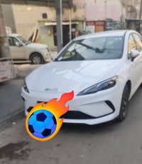 سياره بي واي دي موديل ٢٠٢٥ رقم بغداد باسمي سعرها ٢٠ مليون وبيها مجال ب...
