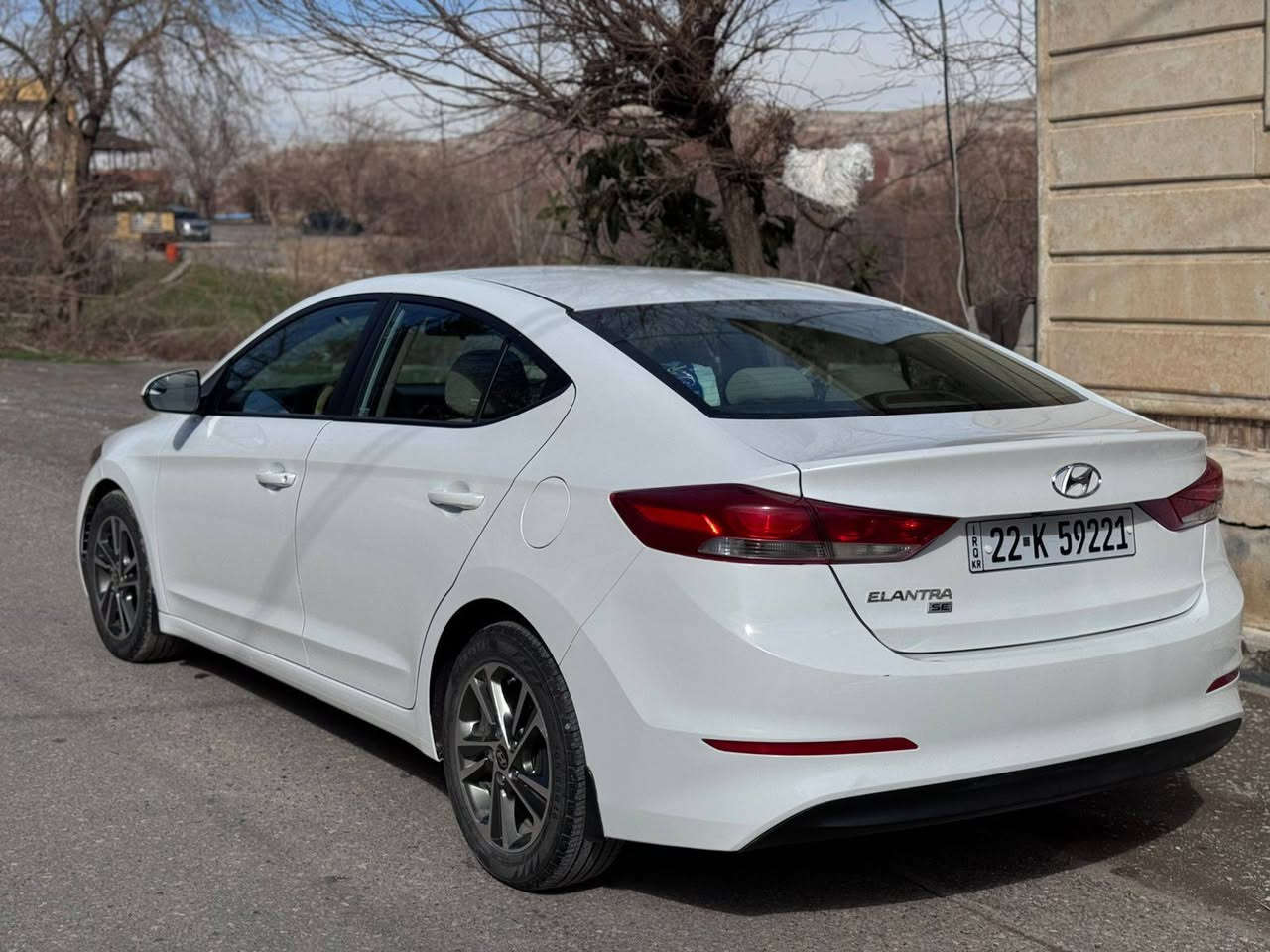 هيونداي النترا. للبيع 👍
موديل : 2018 __ ماشيه : 65 ألف 
السياره استخدام شخصي خاام 
مواصفات se 
شاشة _ كامره _ تحكمات ستيرن كروز سرعه 
كير محرك بشرط. 100%
ضرر السياره بوند فقط بدون دواخل بدون ايربك ✅
السعرر 137 وبيها مجال بسيط 
*********** يوجد واتس اب
