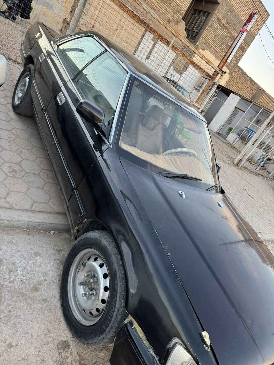 @إشارة   بيع مستعجل السلام عليكم للبيع شيزر مديل ١٩٩٣ مكفوله من كص وضربه محرك 2500 كير ومكينه وحداديه مكفولات تبريد شغال رقم بغداد دوالي غرفته حلوه كهربائيات كله شغاله مكان السياره نجف السعر ٣٨ وبيها مجال قليل *********** مكلف بل نشر اتواصلو عل رقم وال سياره جاهزه مابيه كل نقص
