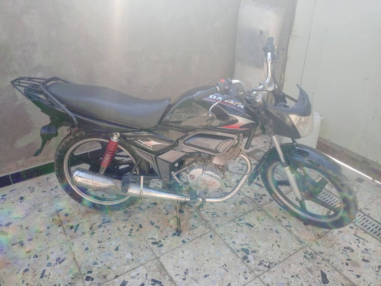 السلام عليكم
دايوان محور 4 كير تجفيت جديد
شاصي ملحوم 200 قفل كوم حديد
مكاني بغداد العبيدي
***********
