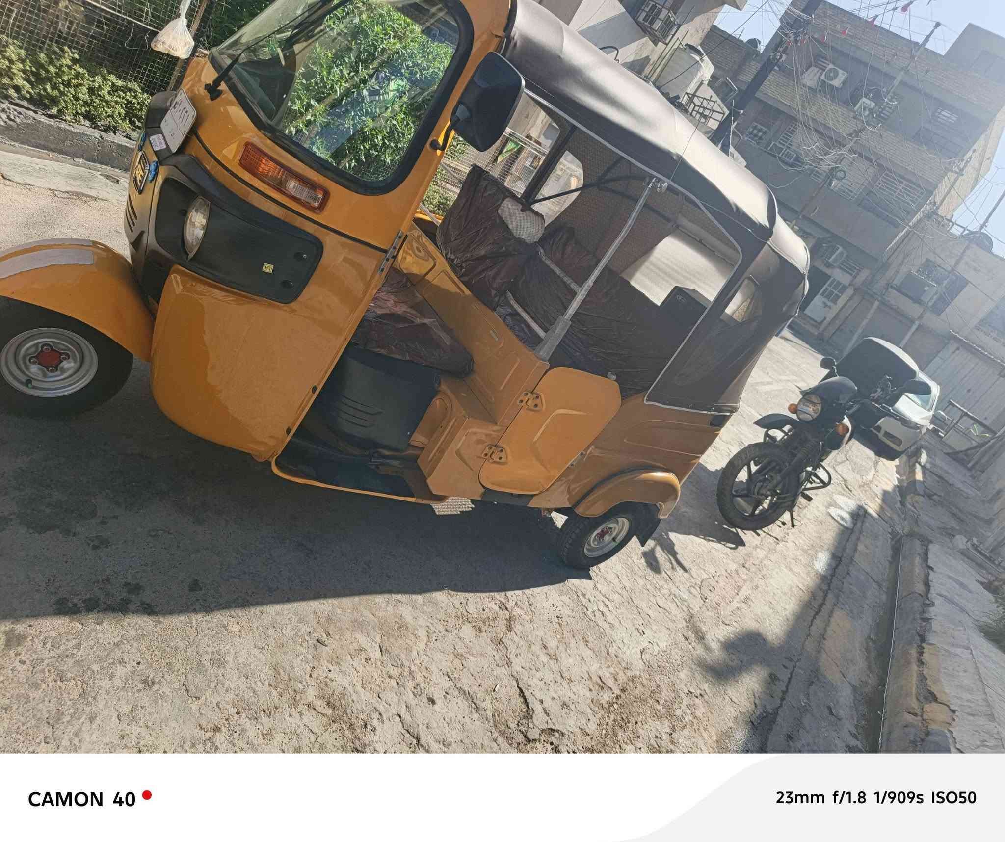 السلام عليكم تكتك للبيع موديل 21تحويل ثاني يوم تكتك بسمي هزه جديده بيه طختين بل بدي ومصبوغات مجفته تجفيت شركه سعر ٧٥٠٠ وبيه مجال حك جيه رقم هاتف ***********
