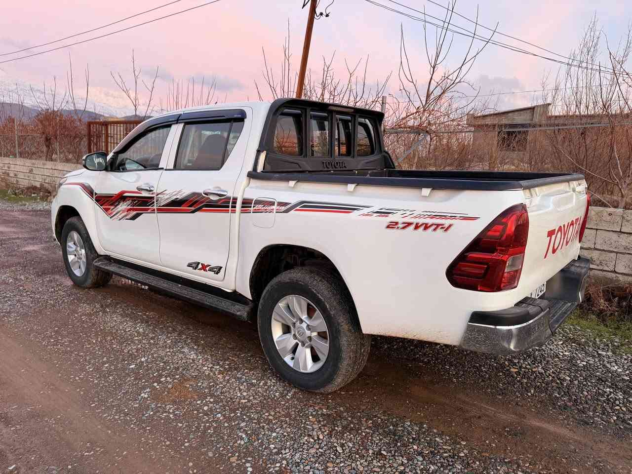 مەرزیە علوج 2016کردومانەبە2023گێڕومەکینە بیلاد بەنزین گێڕومەکینەو دەبڵ ئەکسلی بەشەرت توندوتۆڵە بەس بۆدیەکەی بۆیاخ نیە ئەوەی تر کامل بۆیاخە ناودەرەوەی زۆر جوانە شاشەئایپادوکامێراوقوفڵ مەرکەزی کارەبای مەزبوتە نرخی 139گەڵاومەجال تکایە موشتەری تێل بکە لەقەڵادزێم ***********یان  ***********
