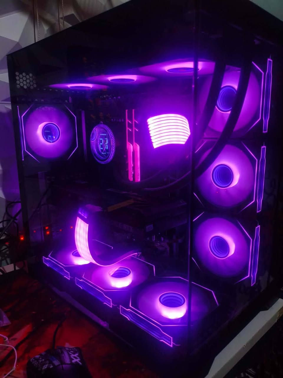 السلام عليكم تجميعه للبيع مواصفات
قطع جديده ونظيفه 
RTX 3070TI 
I5 13490F
Z690 MSI
RAM 16 DDR4 RGB G SKILL 3200MHZ
SSD 512
HDD 1T 
CAES 7 fan RGB 
Power 750w
Cooler 360mm 
كيبلات كوستم RGB 
للعلم المعالج اقوى من i5 14400f
السعر 1250 الف 
متوفر توصيل جميع محافظات العراق تواصل خاص او واتساب 
***********
