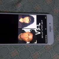 8 بلس للبيع بس الظهر مضروب وما مأثر عليه  كامرات شغاله وواضحه تخبل سيم...