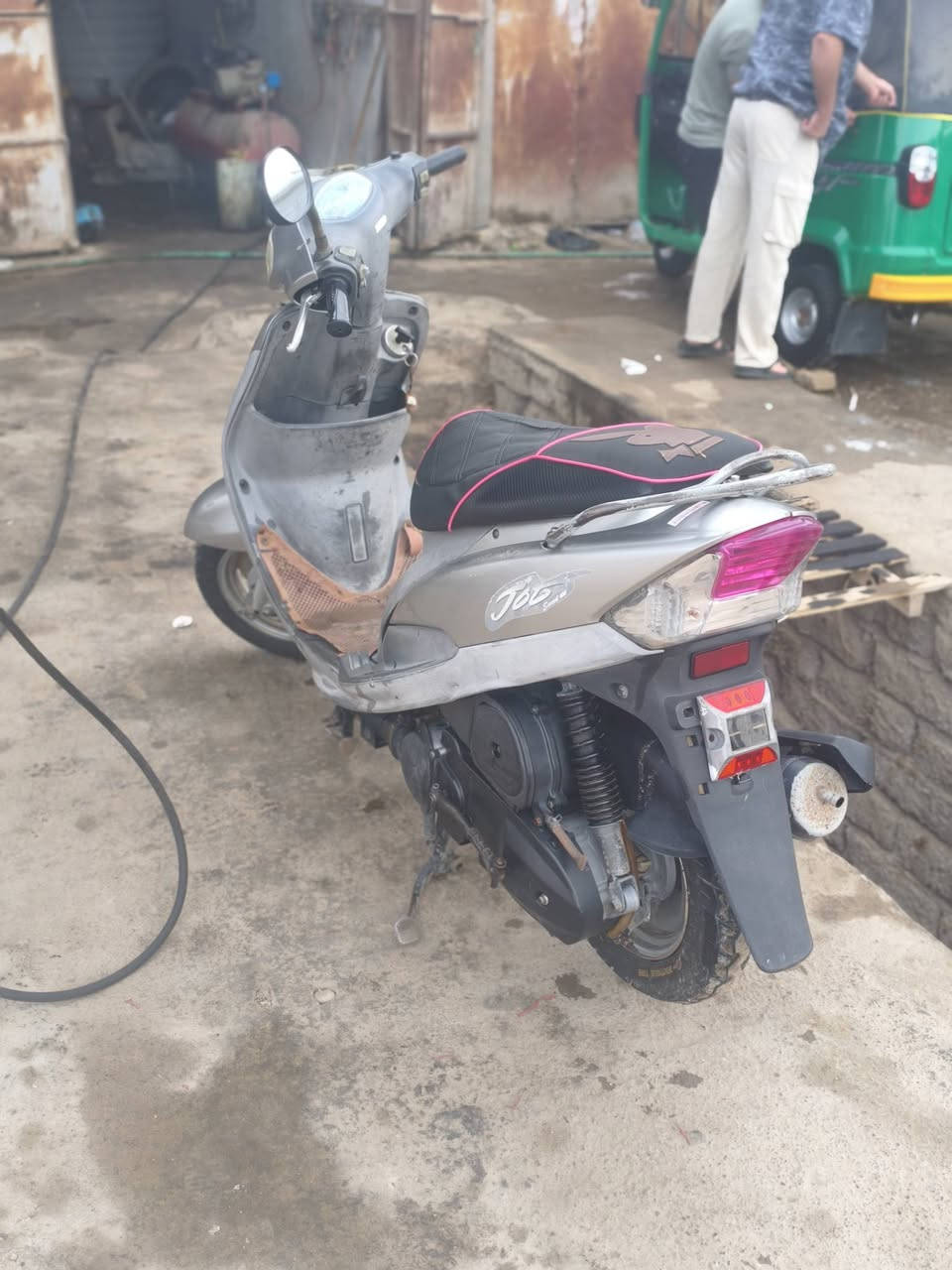 سلام عليكم دراجه ماكس قچمه للبيع الدراجه خير من الله مكفوله كفاله عامه نقصه بس هندر وكابريته فقط السعر 950وبيه مجال حك الجيه البصرة قرنه


**إذا كنت صاحب هذا الإعلان وتريد حذفه لأي سبب، رجاءا أرسل رسالة إلى الدعم الفني**