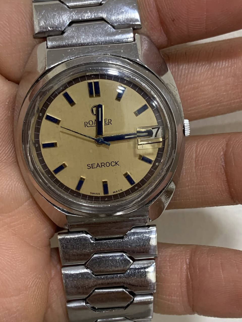 السلام  عليكم للبيع ساعة رومر  تكويك فنتج قطر ٣٨ منفذ شهري سحبتين الوقت مضبوط جدا بالثانية مو بالدقيقة بيها ملاحظة بالجامة يجود فطور اثر القدم السعر ١٢٥ يوجد توصيل لكل المحافظات @highlight


**إذا كنت صاحب هذا الإعلان وتريد حذفه لأي سبب، رجاءا أرسل رسالة إلى الدعم الفني**