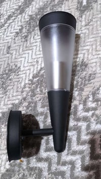 متوفر مصباح جداري صنع في فنلندا. توصيل جميع المحافظات الاتصال077501001...