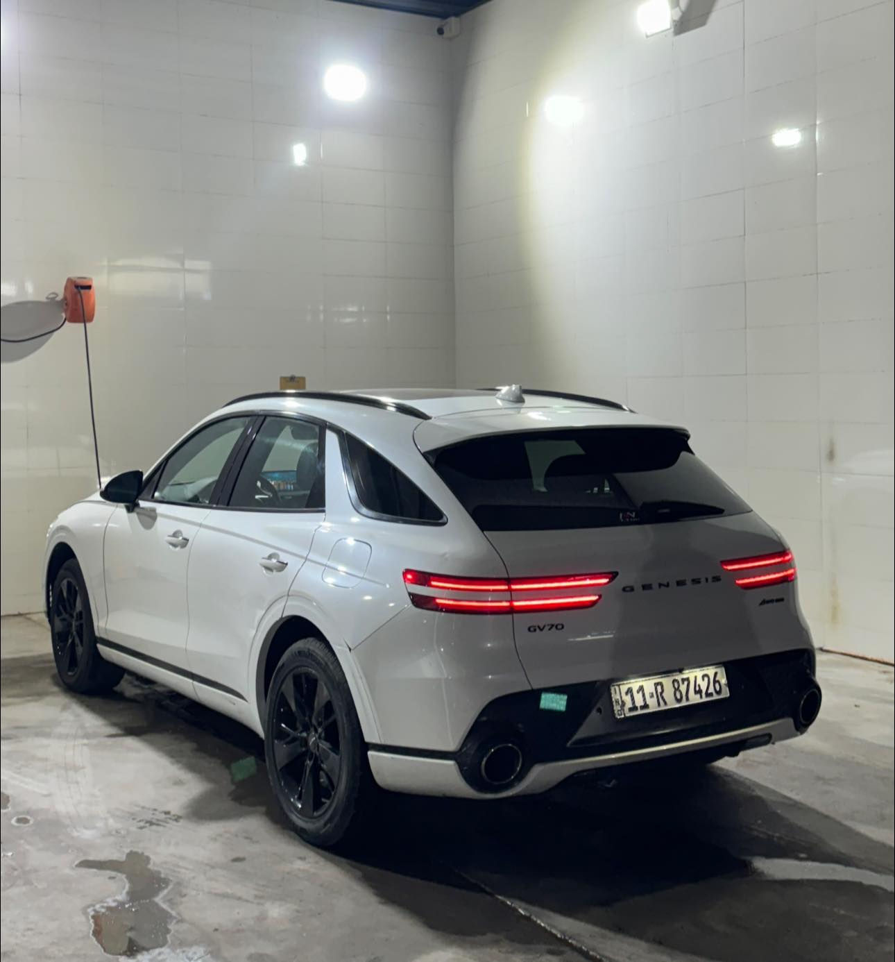 السلام عليكم للمراوس فقط ب شي اقل
جنسيز GV70
محرك 6 توين تيربو 
الموديل 2022
رقم بغداد 
فول مواصفات 1/1
قطعتين تبديل لون وقطعه صبغ 
دعاميه 2025 اصلية جديده
مكان السيارة بغداد السيدية 
اي استفسار
***********
