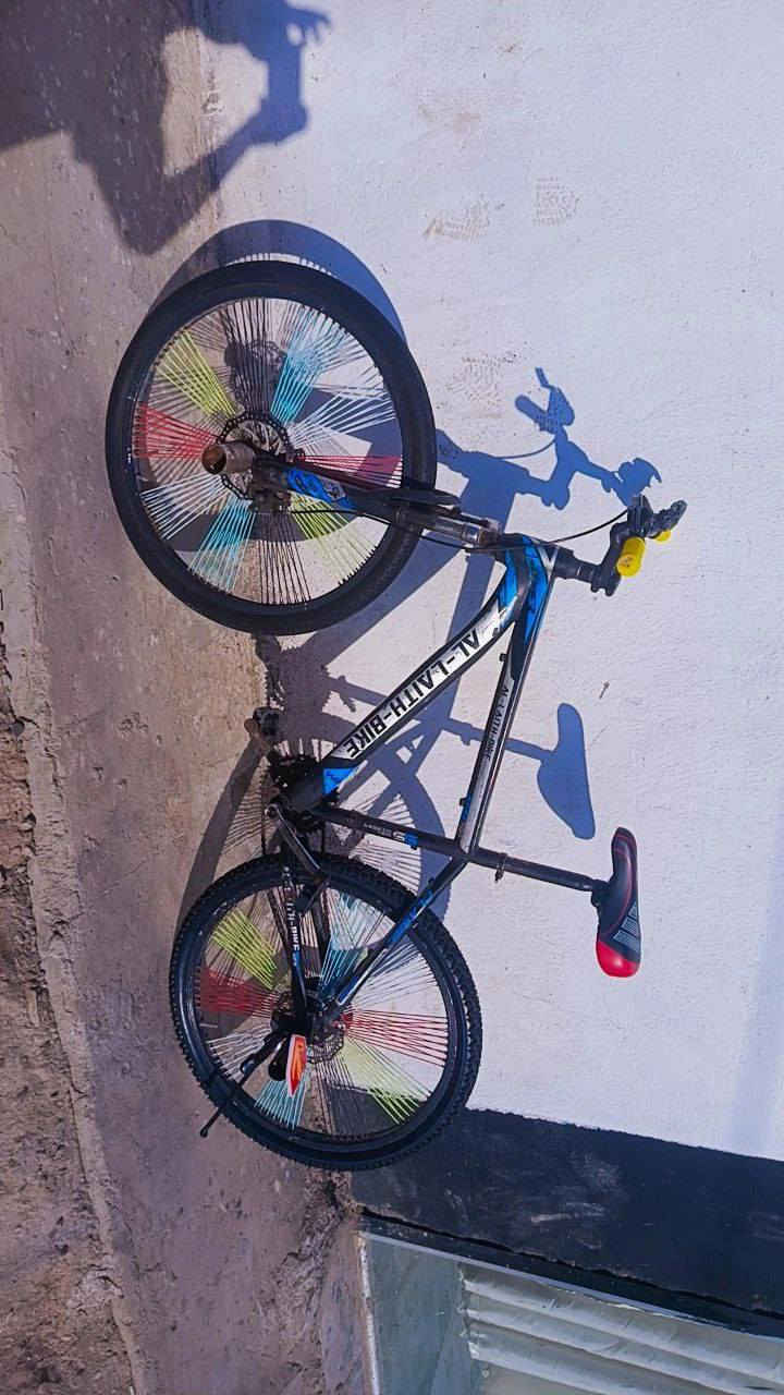 بسكل للبيع 100 وبي مجال الرقم ***********
