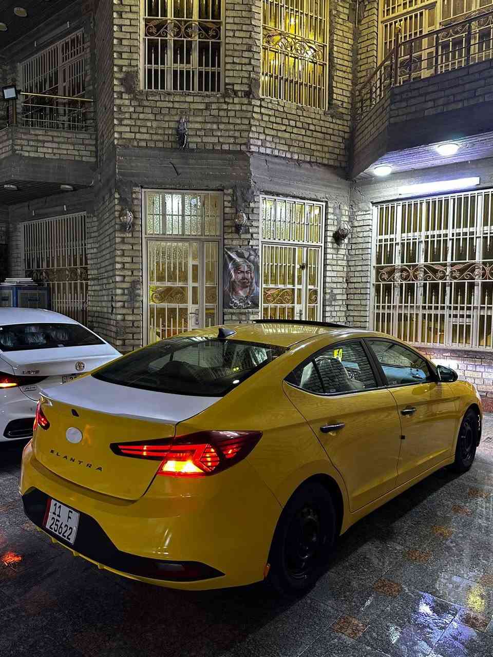 سلام عليكم
هونداي النترا ٢٠٢٠ فول موصفات
ليبل واحد لا تبخير ولا تنقيص
كير AT
محرك دوش ٢٠٠٠
فتحه +شاشه
بصمه وبصمه بوب
ردارات
تحكم ستيرين جهتين
نقطه عمياء بل مري
تدفئه تبريد كله شغال 
كامره خلفيه
سياره جاهزه من كل النواحي شغل واطلع
السياره باسمي تحويل ثاني يوم 
مكان السياره بغداد مدينة الصدر
***********
