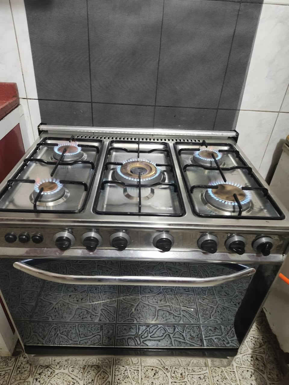 طباخ اديال مصري 5 عيون سعره 215 وبي مجال قليل العنوان الدوره ابودشير واكوتوصيل


**إذا كنت صاحب هذا الإعلان وتريد حذفه لأي سبب، رجاءا أرسل رسالة إلى الدعم الفني**