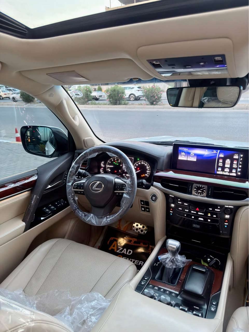 Lexus LX 570. Super sport     2018    48,000km
﷽

🔻ارخص سعر بكل العراق
سيارة مغلف كامل PPF أخت زيرو بل كارتون 📦📦
🔷(سياره بدون بدون موراوس )
🔹لكزس 2018   LX 570
🔹بريمی 📦
🔹 مكفولة كفالة عامة من الدعامية إلى الدعامية
‏‎بدون صبخ .بدون بارد  ،بدون رصعات ،بدون حتى شخط🔹
‏‎دعاميات هم بدون صبغ ،رمل مابي ،لحية بدون صبخ ..بقية كلها بشرط

🔹ماشية 48 الف 
               
 فول فول المواصفات 🔹
داخل أحمر
  ➕بصمة➕ الانزلاق➕ورقة البيانات➕شغال كشن جلد و هيلتر 
الاحتلال➕راس ديفيد➕ 5 كاميرات  ➕ثلاجة➕زينون، جلد جاف  تدفئة شفط التبريد خزينة➕هواء مزدوج➕نظام ايكو سبورت,➕حساسية الديك المؤخرة  مرايات➕الفتحة➕باب خلفي جك➕رادار إمامي

محرك كير بشرط مامفتوح 🔹
سيارة حيل نظيفة كلشي عل بلاد لوك
سنوية زنكة كلشي جديد مدفوع لـ2029
باسمي السنوية بشرط تحويل و خرامة 
سيارة مابيـها دينار مصرف كامل من كل نواحي

نظافه ١٠٠٪؜ كامل سيرفس بدون نقص و بدون مصرف🔹
سياره مال بيت أي نقص مابيها 4 إطارات جديدة تحتها

نفسي يوم /تحويل و وكالة حاظر 
مكانك /داخل سليماني

🔸سعر 645$
🔸موبايل/ *********** السليمانية, العراق
