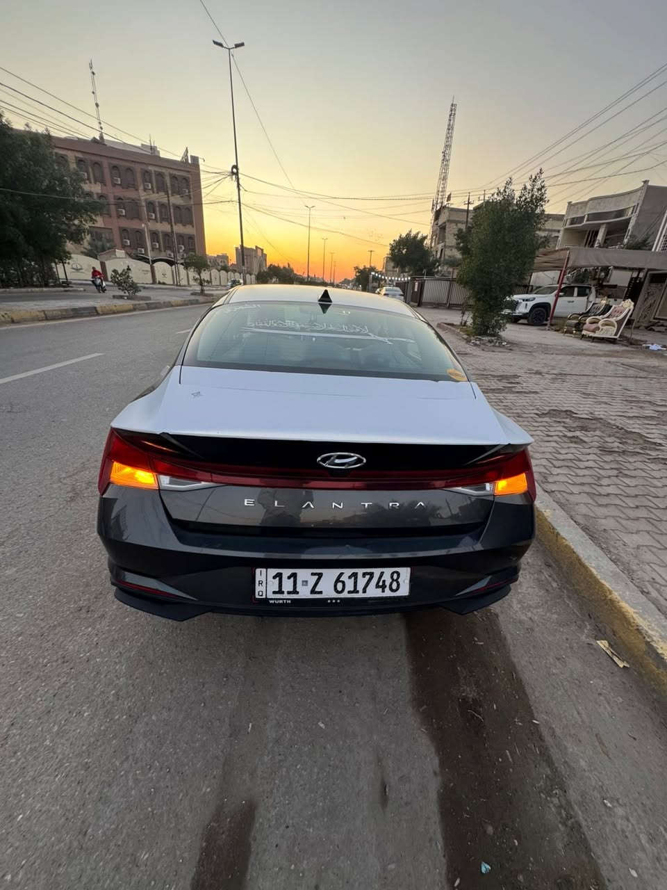 النترا 2023
وارد أمريكي حادثها قطعتين 
سياره ماشيه 48 ألف گليو وليس ميل 
لون رمادي شذري السياره نص فول شاشه كاربلي حساسات 2000 مكينه دوش كير at بلاد المرغوب وهاي صوره حادثها رقم بغداد بسمي تحويل مكانها بغداد الشعب 
للاستفسار 
*********** 
سعرها 165 ورقه وبيها مجال للشراي .
