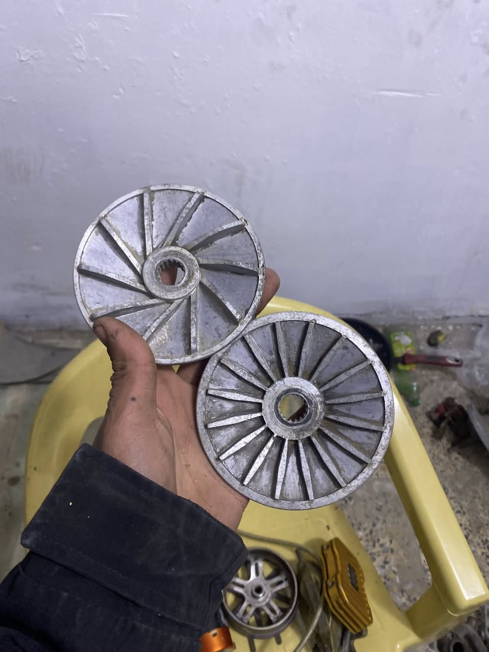 سلام عليكم شبابنه توصيل ماعندي مكاني بغداد شعب شتردون بخدمتكم تعال للمحل وعيوني الك سلف دولار علىى فحص اصلي قبق فلاوين طاسات كلج ماكس سكنس بيم تزويد اصلي فج برمبو سكنس ماكس بنكات ماكس راديتر اصلي جمس وشركات ثانيه شرط وزن الثقيل مو هذا العاوي قطره wf فراك wf قاعده رقم كرزي تتيمارك دبلات سكنس عام ثعلب جي تي ار اصفر و مشمشي صدر جمس سمائي وصدر سمنتي شوته اربع ولف مكينه فشك  سلف سكنس عام بلادي على شغل ب 15 صينيه رياضي سكنس ماكس طاسات كلج تخم كلج سكنس كامل دوش هندر فج فراك ماكس عضمه ان سي واي كرزي كلبجات مصاده دبل ماكس كرزي تعلاوه دبل مصاده ماكس ار جي اس كفر 140 صدر جبلي اشياير شكنس فحل بلاد استرايح رجل  عام هندر رياضي  وتصليح كافه دراجات مكاني بغداد شعب ***********
