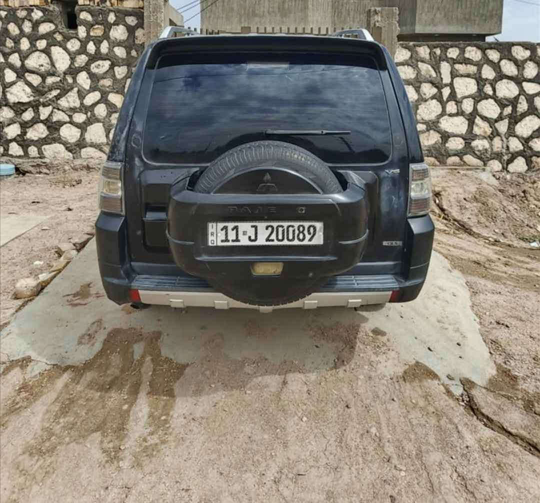 للبيع باجيرو
حبتور 2008 
بيهة صبغ جاملغ الخلفي بدون دواخل 
سنويه  مجدده 2030
مكينه 6/3000 قتصادي 
مواصفات الحبتور 
فتحه سقف 
تحكم جهتين 
ثلاجه + ثلاث قطع تبريد 
مانع نزلاق 
مري شفط 
لايت زنون بلاد
كشنات كهرباء 
تدفئه تبريد كشنات 
نضام قتصادي الASC
سياره جاهزه مكينه وكير وتبريد بشرط 
تخم تاير جديد 
الاستفسار ***********
120 وبيهة مجال بغداد, العراق
