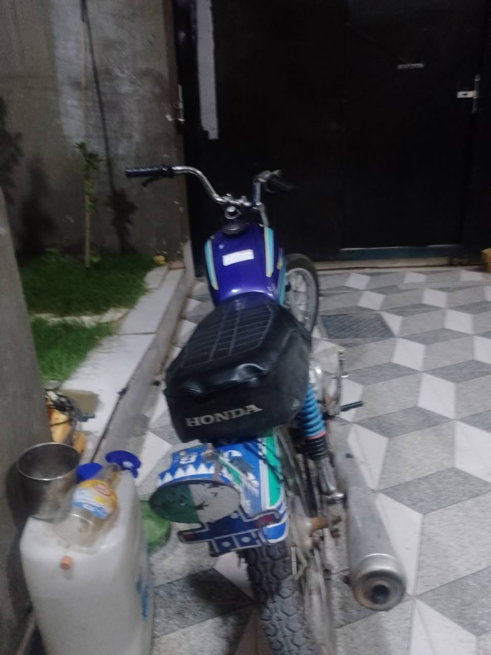سيجي نامه تواصل علمازنجر موجود مكاني البصره الجزيره شط العرب السعر 300


**إذا كنت صاحب هذا الإعلان وتريد حذفه لأي سبب، رجاءا أرسل رسالة إلى الدعم الفني**
