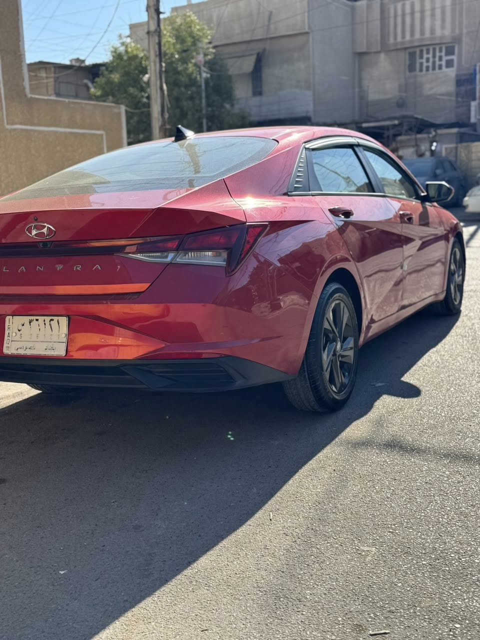 سلام عليكم
النترا مديل 2022 امريكيه 

رقم بغداد بأسمي 

ماشيه 80

سياره بيه بابتين صفحه اليمنه بارد مكانين 

سعر 134 او بيه مجال 

مكاني بغداد الشعب 
رقم ***********
