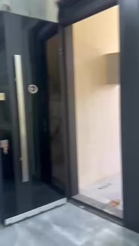 شقه للايجار في القاهره الضباط قرب جامعه الامام الصادق طابق ثاني تحتوي ...