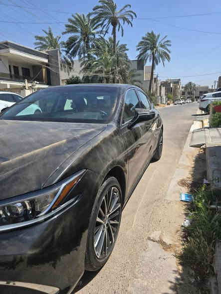 للبيع لكزس ES300h موديل 2024
فول فل كامل هايبرد — وارد امريكي 

الممشى: 31 كم فقط (جديدة تقريبًا)
الحالة: ممتازة — مغلّفة حماية PPF كامل
البدي: (حادثها موضح بالصور بس بارد)
 
المواصفات:
 • محرك هايبرد اقتصادي
 • فتحة سقف
 • شاشة كبيرة مع ملاحة
 • تشغيل بصمة + دخول ذكي
 • مقاعد جلد مع تبريد وتسخين
 • رادار + نقاط عمياء + تنبيه مغادرة المسار
 • مثبت سرعة راداري
 • كاميرا خلفية HD
 • حساسات أمامية وخلفية
 • إضاءة LED كاملة
 • سستم  صوت  
 • 
 • حماية PPF كام
السعر ٢٩$ 
المكان بغداد حي الخضراء 
*********** بغداد
