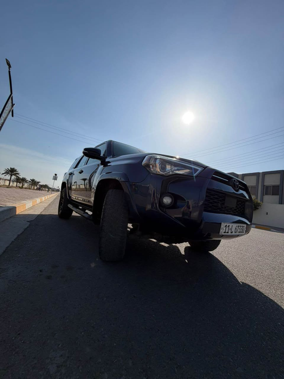 بيع او مراوس 
تويوتا فور رنر موديل ٢٠٢٣ محرك ٦ سلندر ٤٠٠٠cc السيارة جديدة جدا فئة SR5 بريميوم فووول مواصفات 2wd المرغوب  محرك وكير وصدر وبدي جديد شركة بلاد ماشية 42mi حادث جانبي باب وجاملغ امامي عكس السائق مبدل لون بدون صبغ وبارد بسيط بالجاملغ الخلفي مشتغلي pdr السيارة لون مميز شذرة ميتاليك
 فتحة
 سقف ٧ راكب 
رادار امامي وخلفي وجانبي
 نقط عمياء
 نظام توقف ذاتي 
ويل ودوسة TRDبلادي اصلي 
داخل جلد لونين بلاد 
كشن كهرباء وتدفئة 
ستيرن تحكم جهتين 
تدفئة ستيرن 
شاشة كبيرة لمس ونظام كار بلي بلادي 
نقطة كهرباء منزلي ١٢٠ واط 
تبريد قطعتين 
مكان السيارة بغداد الكرخ سعر 305 ورقة وبيهة مجال بسيط للاستفسار *********** Colombo, Sri Lanka
