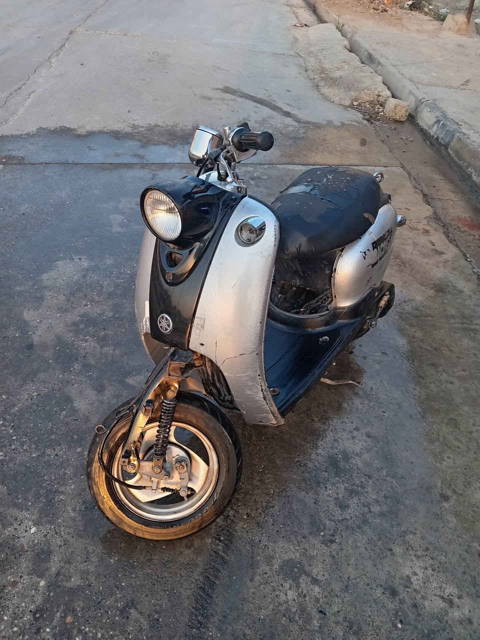 السلام عليكم ماطور عبد الحليم للبيع سلف كهربائيات كلها شغاله السعر 175 وبمجال  الاتصال على رقم الهاتف ***********
