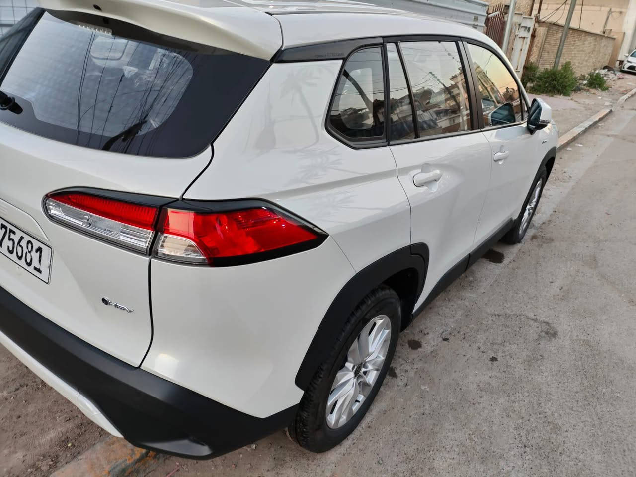 كورلا كروز للبيع 2025
ماشية 6900 رقم بغداد حره بأسمي
 السياره كفاله عامه من كلشي
مواصفاتها معروفه
كاميرا 
رادار
تحديد مسار
بصمه
فتحه
كشن مخمل
نظام الخروج عن المسار
بصمه ابواب
تبريد قطعتين
جام اوتو
اللايت اوتو
ماسحات اوتو
حساس اطارات
مانع انزلاق
اوتو هولد
                                                                   EV MODE
3وضعيات قياده
سايد بريك بصمه
شاشه بيها ابل كاربلي واندرويد اوتو
تبريد شاشه
سياره جديده من كلشي تجي وتشوفها
رقم صاحب سيارة ***********
مكان السيارة بغداد سريع الغزالية (البكرية)
السعر 26.800.000 دينار عراقي
