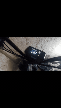 السلام عليكم دراجه شحن حجم 20 اربع بطاريات نضيفه مابيها اي عطل بطارياته جدد السعر 300الف الاستفسار عل خاص او عل رقم  *********** العنوان بغداد الجديده
