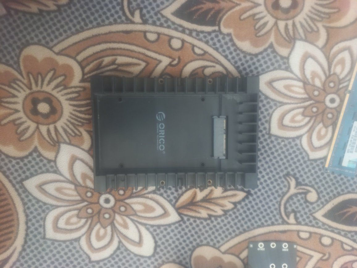 غراض ابيعهن سوه

وصلات اصليه 
بور سبلاي اصليه كاملات
قاعده هارد  ssd وhdd
اوركا اصلليه

وصلات كروت شاشة
 من ساتا  ٦ بن
٢
وصلتة كارت شاشة ٨ بن
اصليه
حاسبه جيل ثاتي سستم
هارد ٥٢٠
رام ٤ 
بور سبلاي
٣٥٠ واط
كارت انتل كيكا
يرداله معالج
ففط
معالجه عاطل
موجود معالج بيبجات سعره
١٠ 
سعره
قيم واخذن بمايرضي الله


**إذا كنت صاحب هذا الإعلان وتريد حذفه لأي سبب، رجاءا أرسل رسالة إلى الدعم الفني**