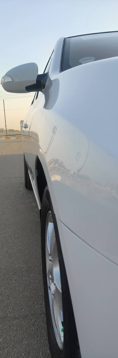 السلام عليكم هونداي النتره موديل 11 خليجي شركه العامه رقم ذي قار انكليزي هزه جديده  تحويل مباشر سياره كفاله ضربه وصبغ وتبديل مواصفات شاشه اشاره بالمري دسك خلفي امامي محرك 1600 شرط سياره جاهزه طخم داير جديد حداديه خلفي امامي جديده منظومه تبريد جديده  استفسار اكثر انتصل *********** مكان لسياره ناصريه السعر 115 وبيه مجال
