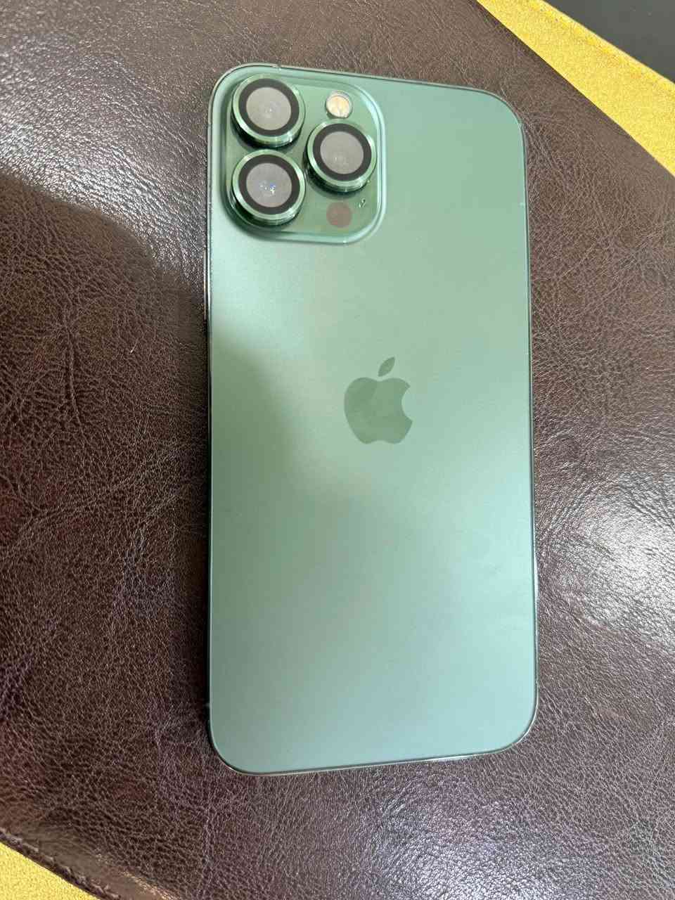 ايفون ١٣ برو ماكس شرق الاوسط دبل خط مو تك.... نظافة ٩٥٪؜ ذاكرة ١٢٨ بطارية ٨٦
كلشي شغال بي .. السعر ٦٥٠ الف 
***********  غير متواجد بالفيس
