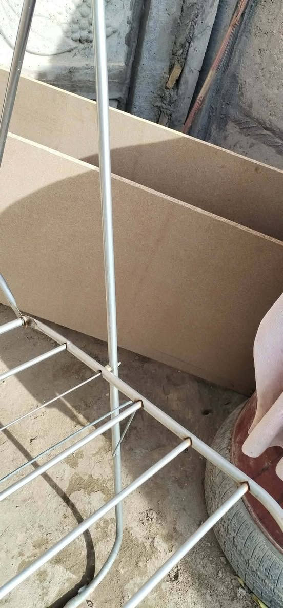 فايبر خشب مال تخت العدد 2 مترين الوحده السعر اثنيهن ب20 ثلاجه كبيره فول تجميد السعر 150 مكان حله جمجمه قرب جسر بتة شافطه جديده السعر 50


**إذا كنت صاحب هذا الإعلان وتريد حذفه لأي سبب، رجاءا أرسل رسالة إلى الدعم الفني**