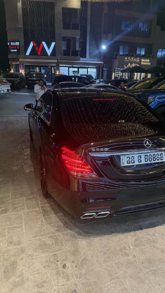السلام عليكم للبيع او مراوس حسب القناعه
🔹مارسدس 2015. S 500 محدث 2020 تحديث اصلي  🔹كتAMG مع دركه AMG سعرها ب800 دولار السيارة مال جناي وعليها بوليش ونانو من وكالة NVN
🔹6 فصوص فول مواصفات باب طويل المرغوب
🔹وكالة المانيا
🔹محرك 8 سلندر
🔹السيارة بيها قطعين صبغ ونص بنيد وباب الوره ونص الجاملغ الوره فقط السياره حلوه وجاهزة من كلشي 
🔹تخم ويل تخم تاير قبل اسبوع شادهن
🔹رقم اربيل بسمي

🔹السعر $38000 ثلاث شدات وثمانين ورقه 
🔹العنوان. النجف الإشراف 
***********
