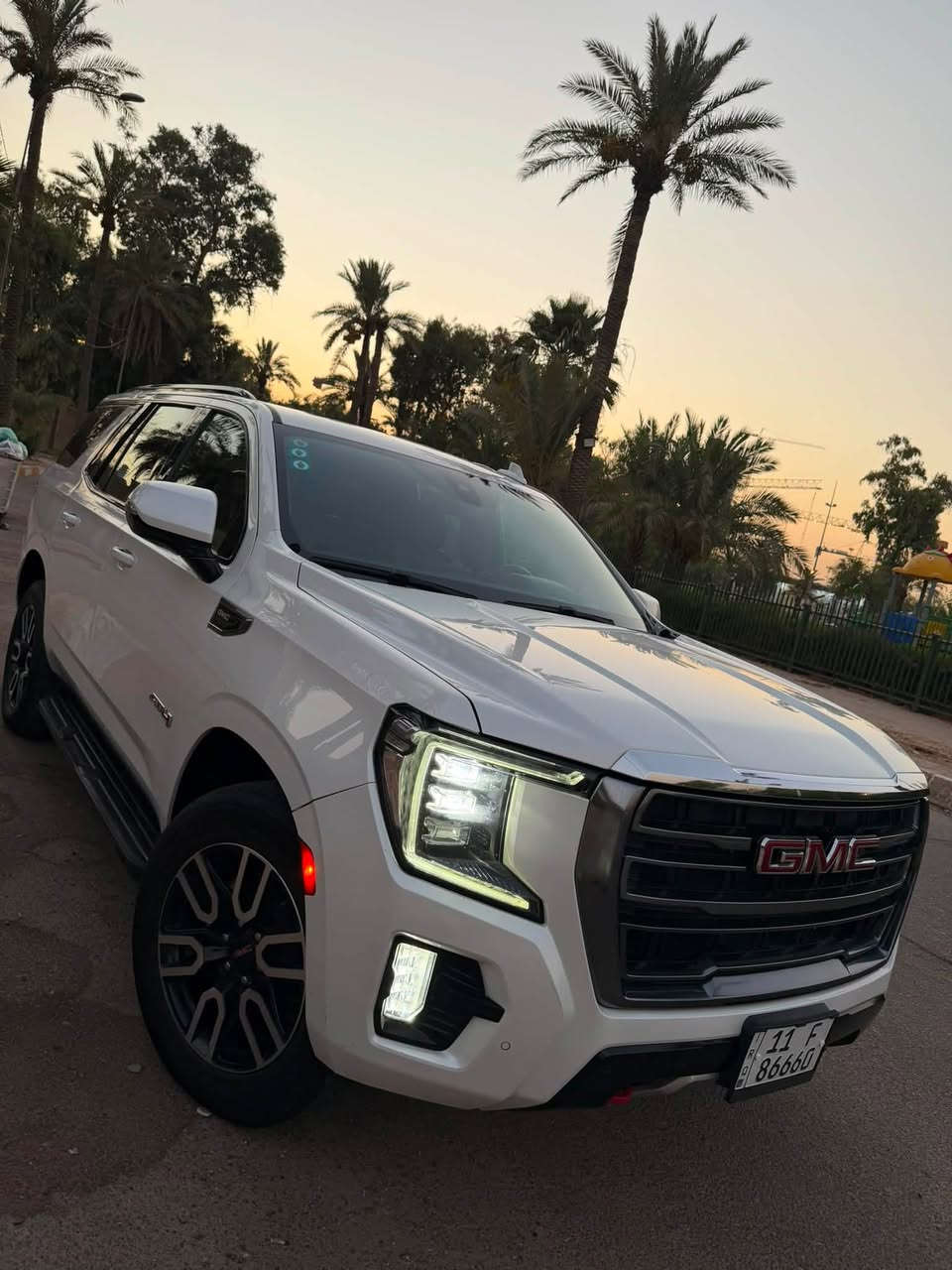 السلام عليكم اخوان للبيع
السعر 350 وبي مجال وماكو هيج سعر بكل سوك 

الفئه المميزه جي ام سي at4 موديل 2022 

السياره وارد امريكي بيهه ٣ قطع صبغ بدون داخل بدون ايرباك 

ماشيه ١٠٠ الف 

مواصفاتها غنيه عن تعريف 

بانوراما / نقط عمياء / تحديد مسار / فور ويل / جنطه شفط كهرباء / كشنات تدفئه تبريد / كشنات فول كهرباء/ رادار امامي / دخول ذكي ترحيب / دبلات جوب كهرباء / حساس امامي خلفي / وبعد بيهه مواصفات متخلص 

اخوان السياره مكانها بغداد ورقم بغداد باسمي 

***********
