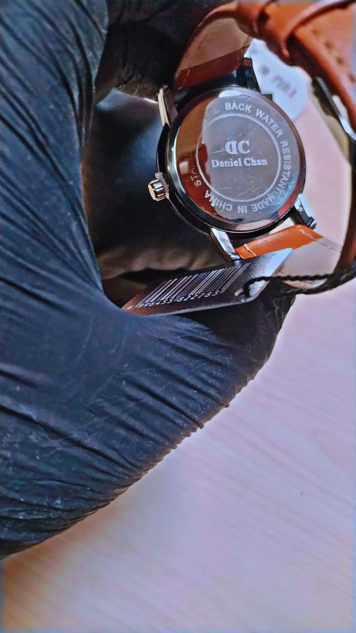 ساعه جديده سعرها ١٥ الف واصل لباب بيتك.


**إذا كنت صاحب هذا الإعلان وتريد حذفه لأي سبب، رجاءا أرسل رسالة إلى الدعم الفني**