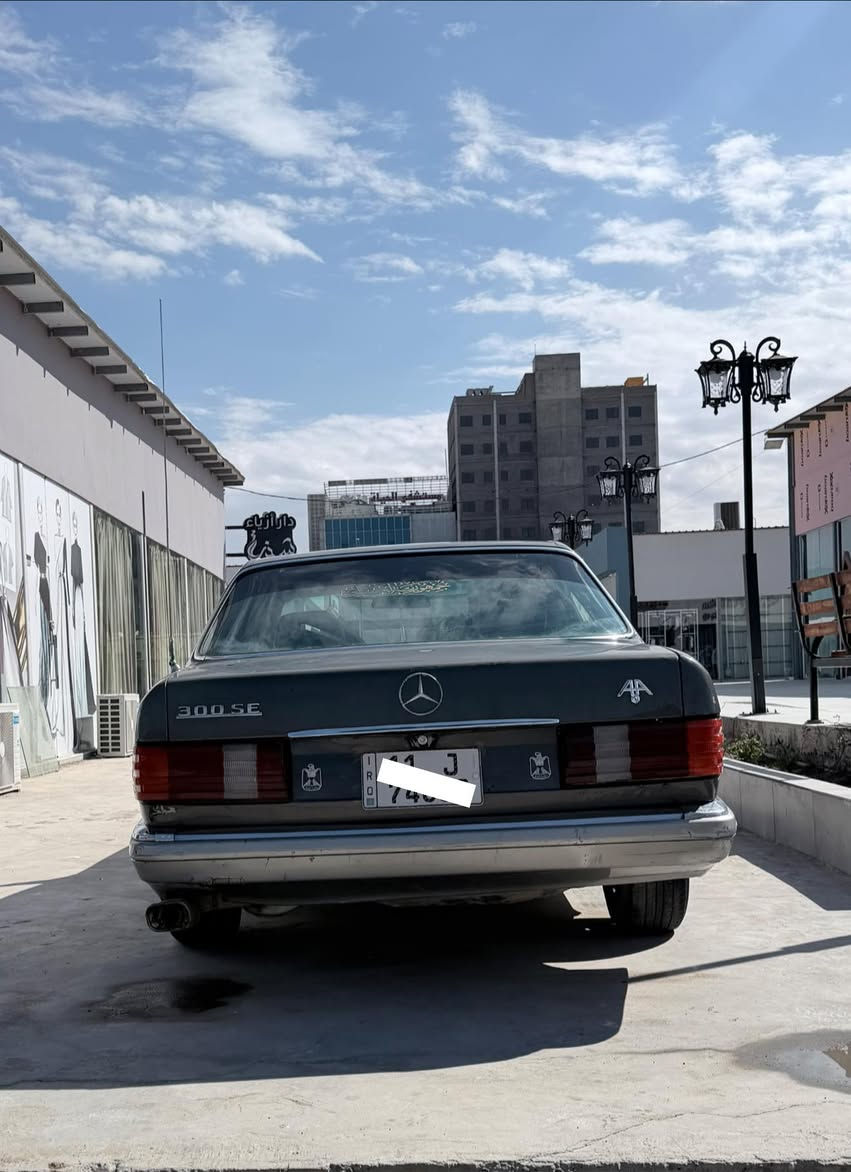 للبيع موديل ١١٨٩
رقم جديد انكليزي  رقها بغداد 
رعيها بلنجف  اوجهك ويا  والسيارة بلنجف موجود 
محرك بيها ٣٠٠  وكير جديد  
السياره يحتاجلها ترتيبات 

*********** اتصل ع خط او واتساب ع فيس ماموجود وخادم
