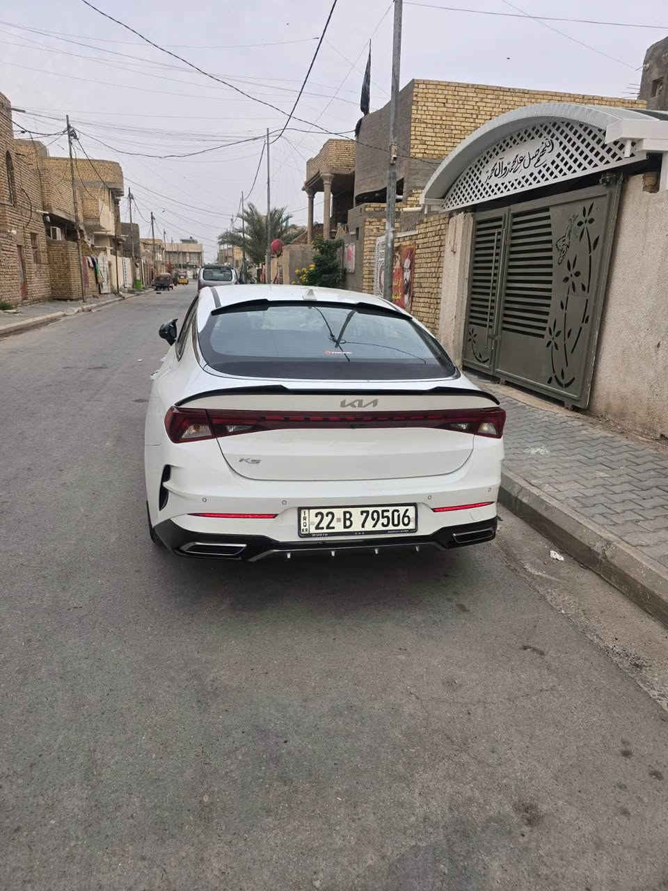 رمضان كريم عليكم 
كي فايف موديل ٢٢ خليجيه محرك 2000 مكفوله من الصبغ رقم اربيل سنويه باسمنه هزه ورقم جديد تريد تحويل تريد وكاله مواصفات بصمه تشغيل عن بعد ت لاريد قطعتين مناخ منفصل مري ترحيب واشاير جانبيه شاشه كامره دواره كشنات جلد تحكم بعد بيه ماشيه 87 الف كير مكينه تبريد حداديه كلهن مكفولات والسونار مرفق مع الصور 
العنوان واسط قضاء الحي 
السعر ١٧٧$ 
للاتصال *********** الحال, واسط
