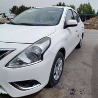 نيسان سني موديل ١٩ اليدور مكفول وجديد وبلاديه وعل وضع شركه سياره ماشيه...