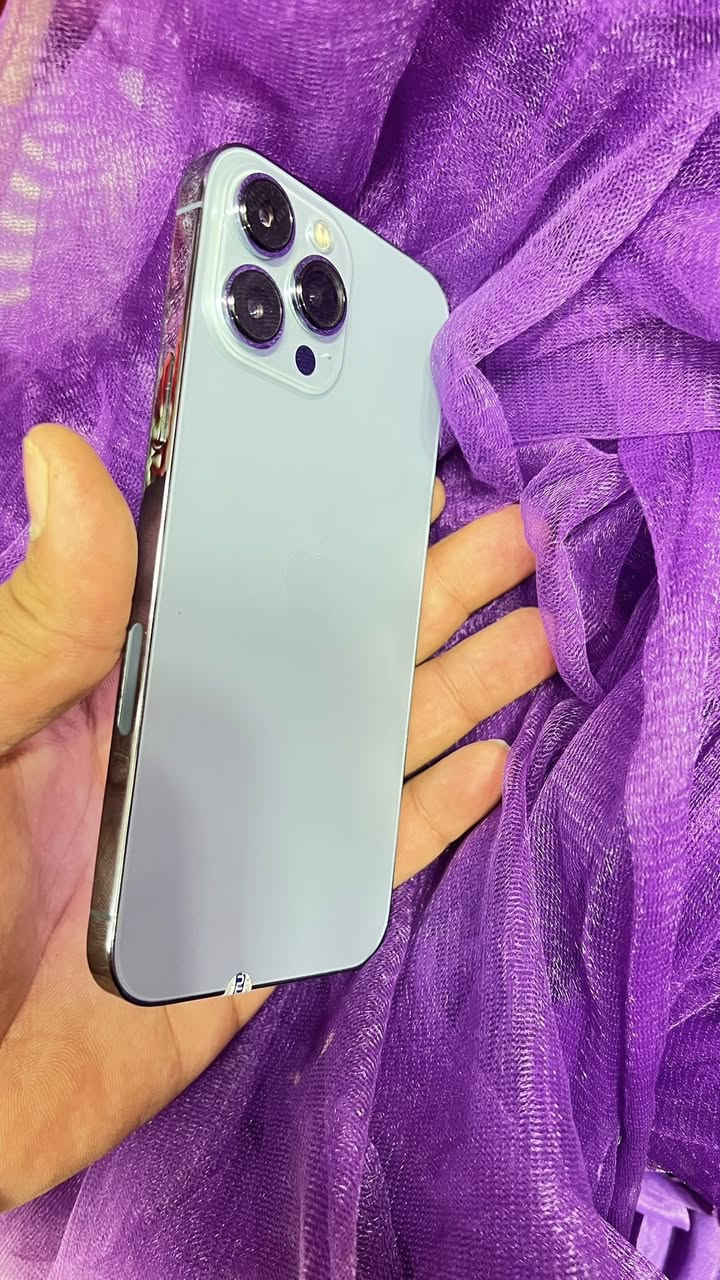 سلام عليكم 13برو ماكس ذاكره 256بطاريه 93الجهاز بعده بل كارتون حته مامستخدم شي بسيط كلش ملحقات كارتونه +لزكه  بكج حمايه +كفر سعره 775 قفل واتساب ***********
