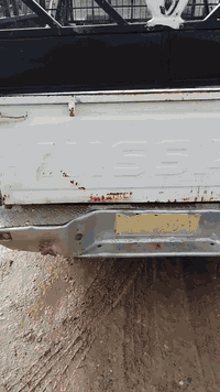 للبيع سياره نيسان موديل 91 رقم نينوه تواير جديده محرك نضيف حداديه نضيفه مال شقل اسعر13ورقه وبي مجال الستفسار على هاذه ارقم***********
