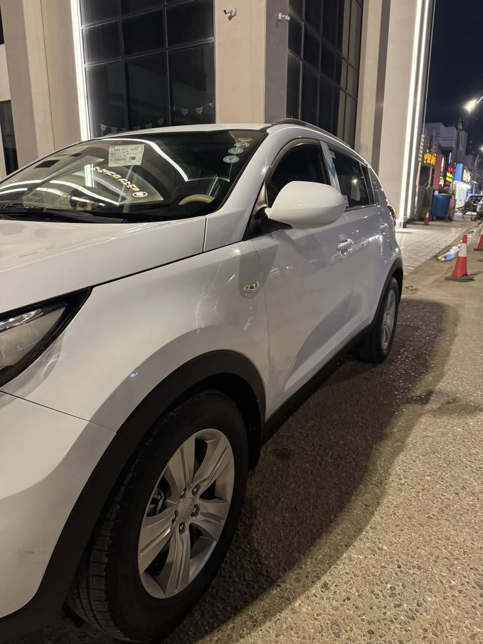 سبورتج 2014مكفوله عدا باب صبغ فقط رقم اربيل دولي كير مكينه تدفئه تبريد حداديه كلها مكفوله السعر 137 مجال قليل 
*********** مكان السياره بالنجف
