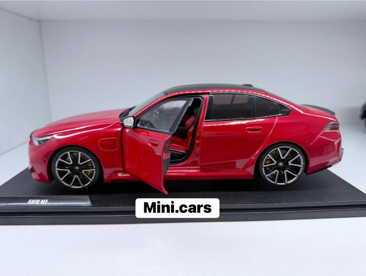 🔥🔥🔥
BMW M5 2025

Scale : 1/18
Brand : Solido
Price : 85,000 Dinar 🔥

 (free delivery inside Erbil)

WhatsApp: +9647504702207

‎التوصيل لجميع مناطق اربيل مجانا

‎گەیاندن بەخۆرایە بۆ ناو شاری هەولێر


**إذا كنت صاحب هذا الإعلان وتريد حذفه لأي سبب، رجاءا أرسل رسالة إلى الدعم الفني**